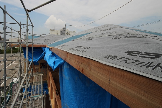 屋根の防水シートの施工